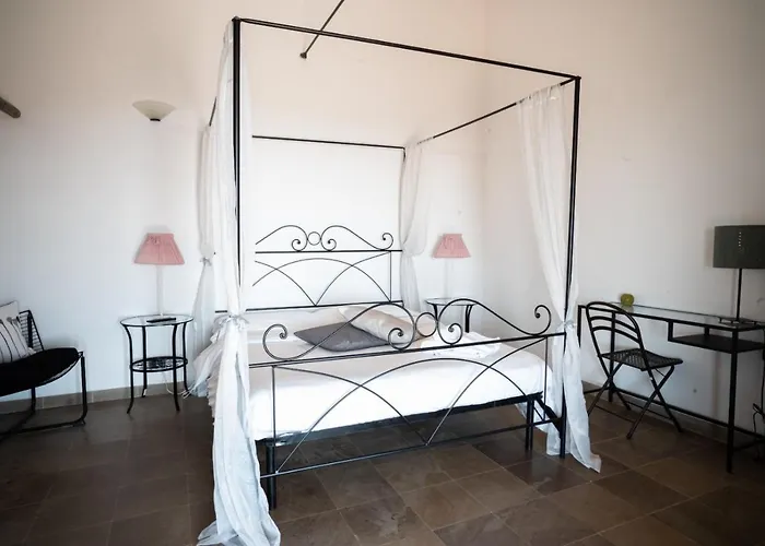 ファームステイ La Poderina *