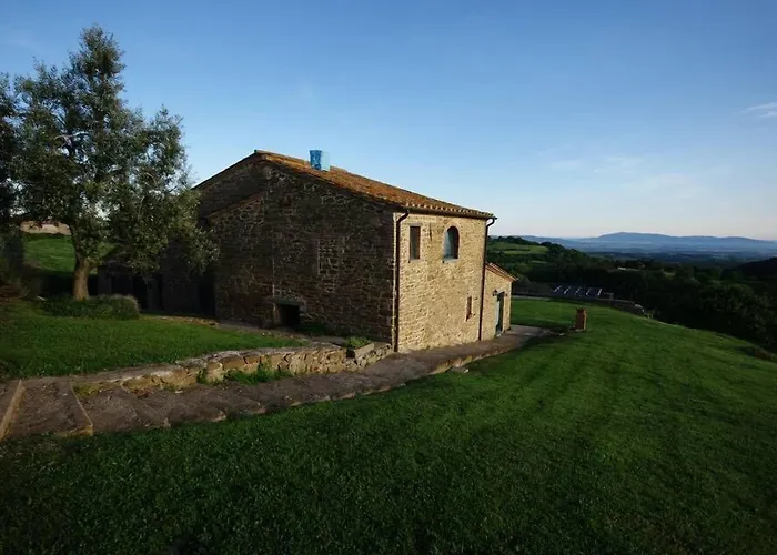 ファームステイ La Poderina スカンサーノ